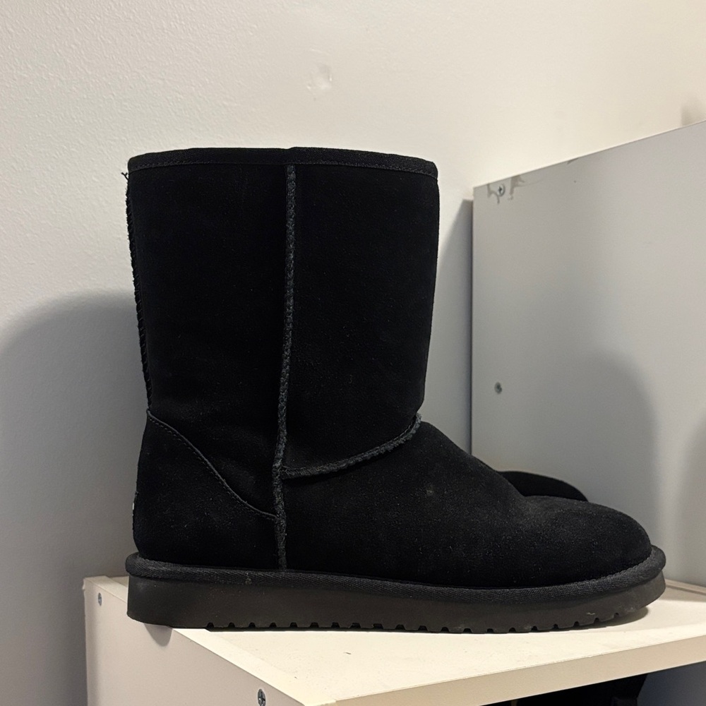 Women’s Kookaburrra by Ugg Black Boots